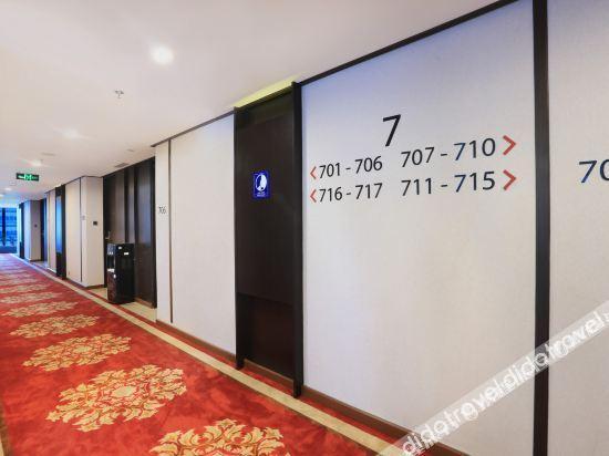 阿斯顿卡提卡格罗格尔酒店及会议中心 雅加达 外观 照片